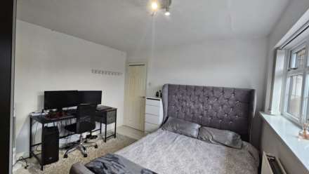 Rowanwood, Oldham, Image 31