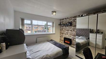 Rowanwood, Oldham, Image 32