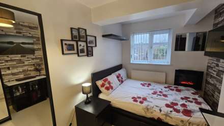 Rowanwood, Oldham, Image 37