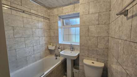 Rowanwood, Oldham, Image 39