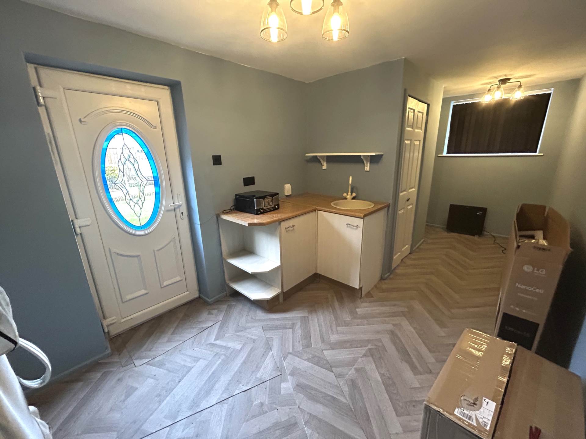 14 Ferndown Avenue, Oldham, OL9 9UR, Image 21