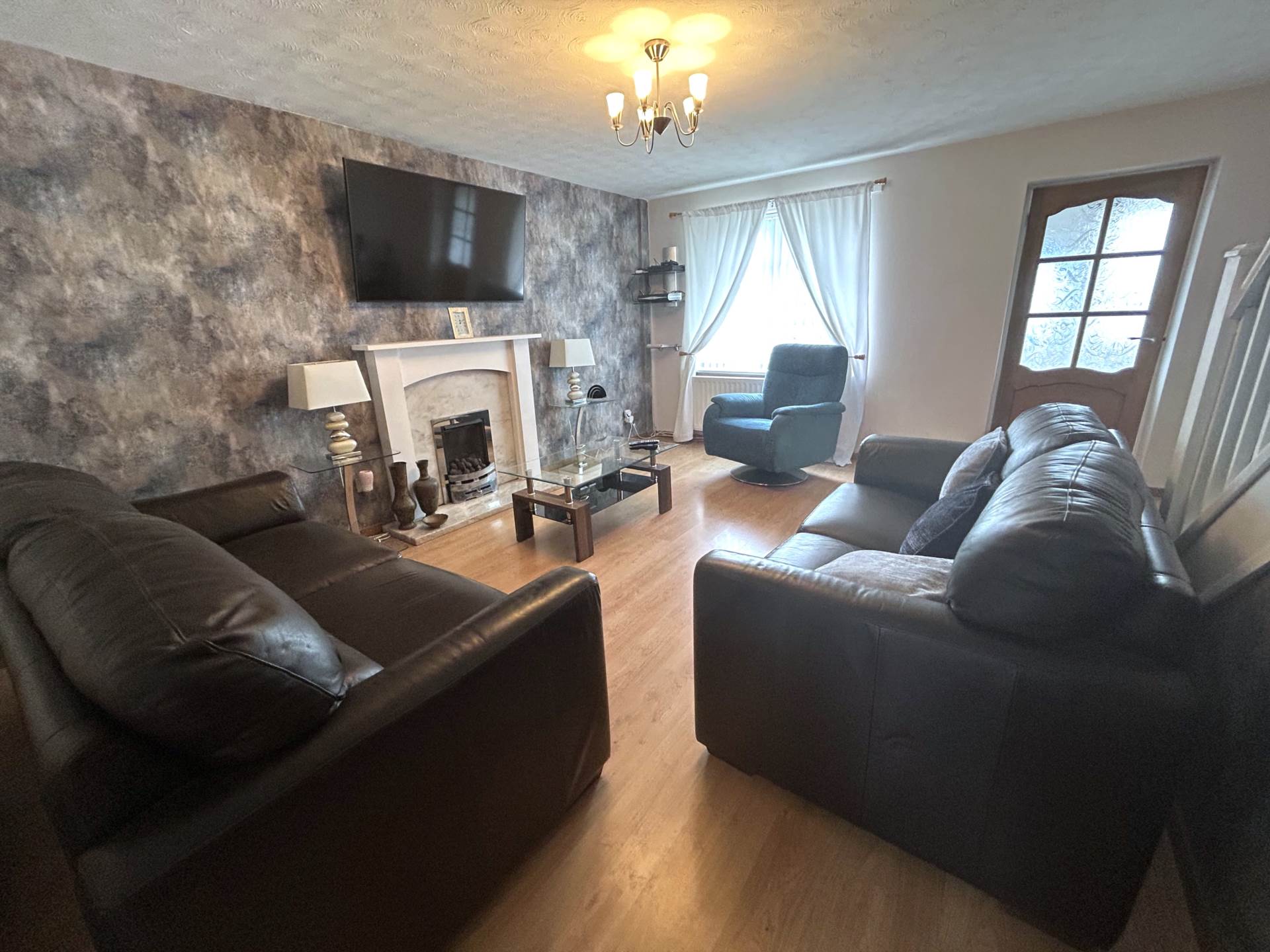 14 Ferndown Avenue, Oldham, OL9 9UR, Image 6