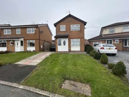 14 Ferndown Avenue, Oldham, OL9 9UR, Image 1