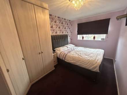 14 Ferndown Avenue, Oldham, OL9 9UR, Image 11