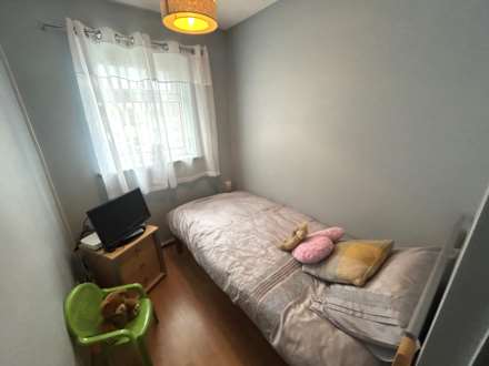 14 Ferndown Avenue, Oldham, OL9 9UR, Image 16