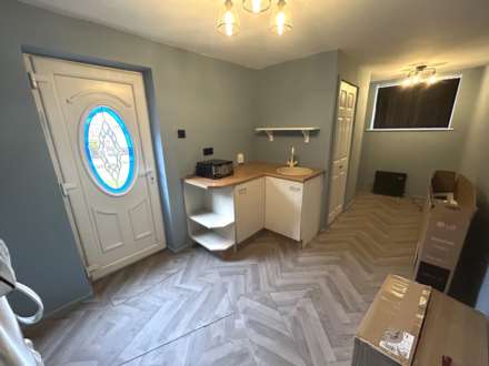 14 Ferndown Avenue, Oldham, OL9 9UR, Image 21