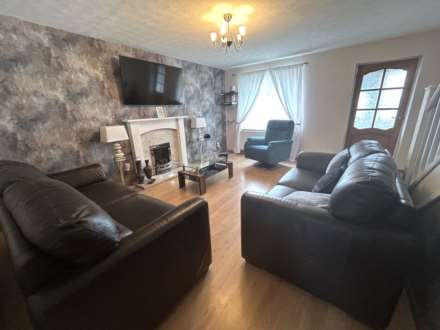 14 Ferndown Avenue, Oldham, OL9 9UR, Image 6