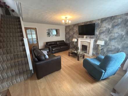 14 Ferndown Avenue, Oldham, OL9 9UR, Image 7