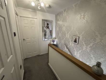 17 Elizabeth Avenue, Oldham, Image 9
