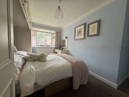 Tulip Close, Chadderton, Image 12