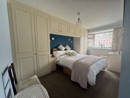 Tulip Close, Chadderton, Image 13