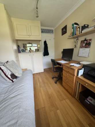 Tulip Close, Chadderton, Image 14