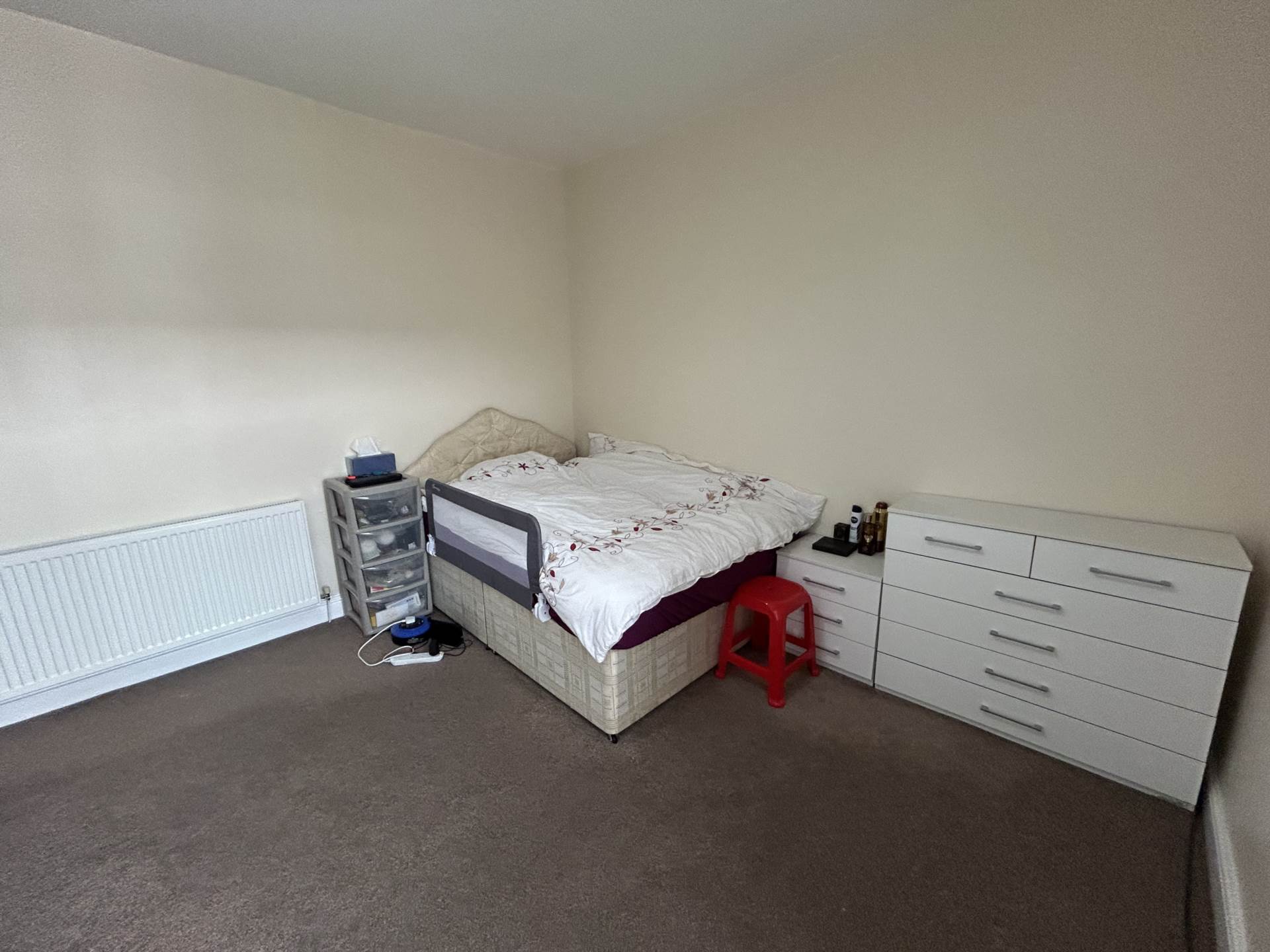 Queens Road, Oldham, Image 14