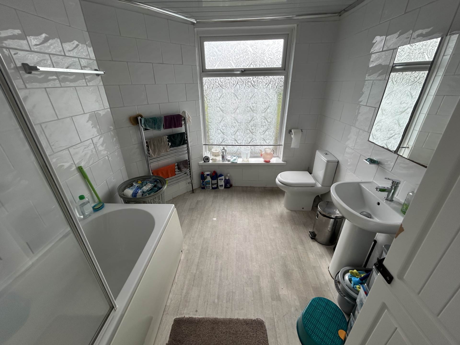 Queens Road, Oldham, Image 16