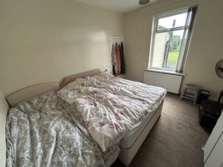 Queens Road, Oldham, Image 11