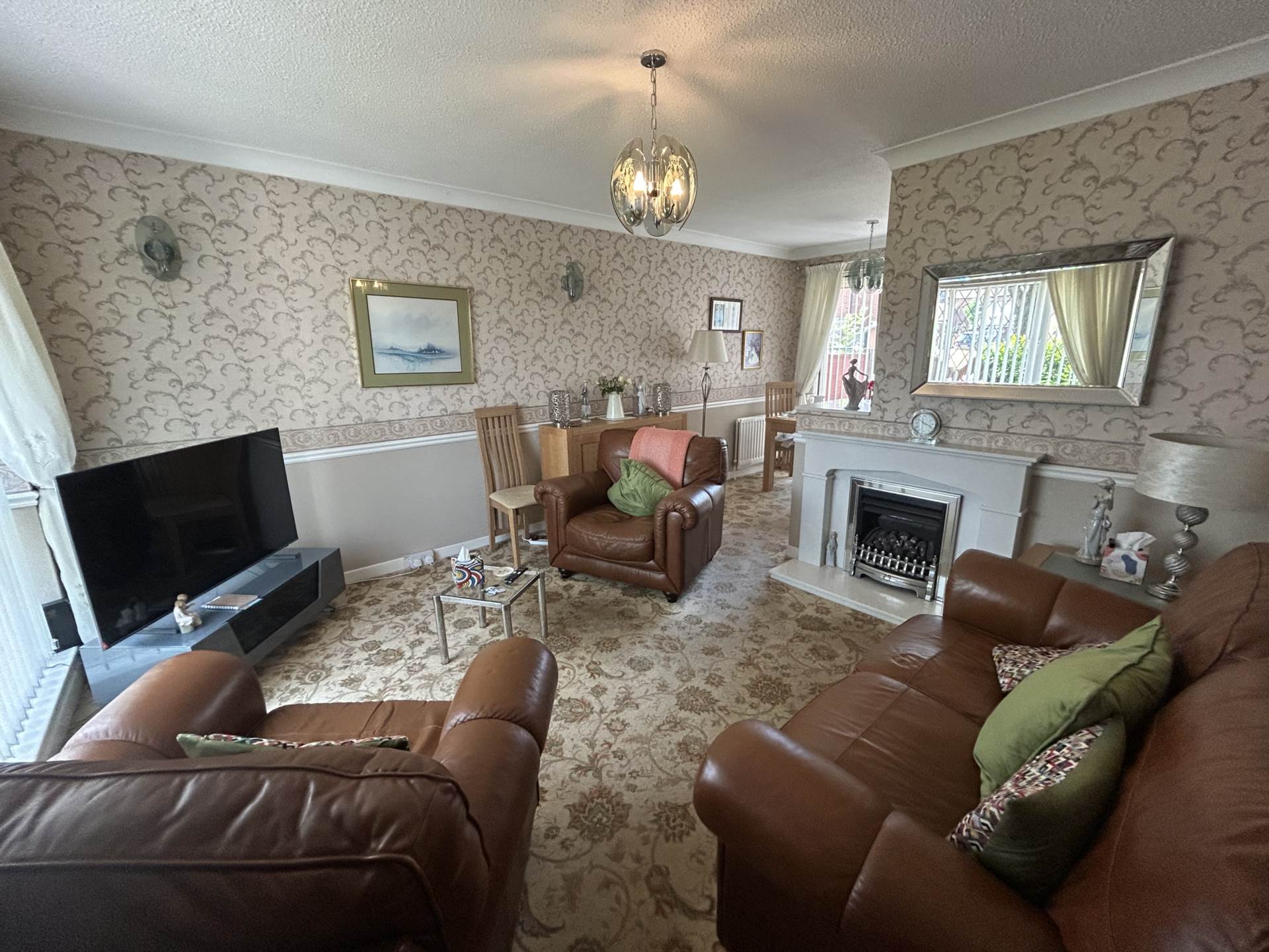 Priory Gove, Chadderton, Image 2