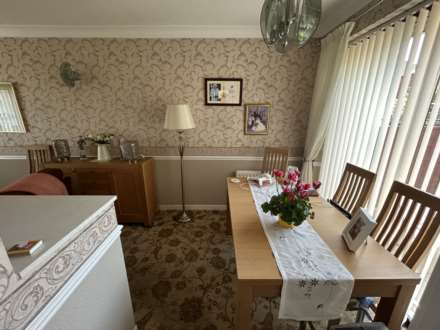 Priory Gove, Chadderton, Image 9