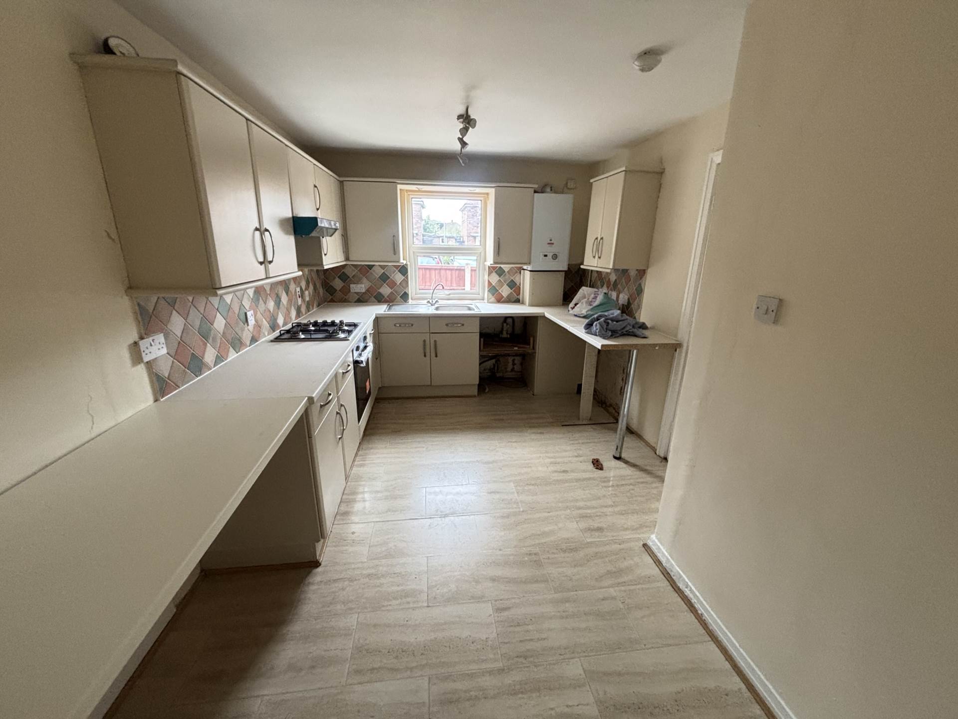1 Tulpen Square, Chadderton, Image 7