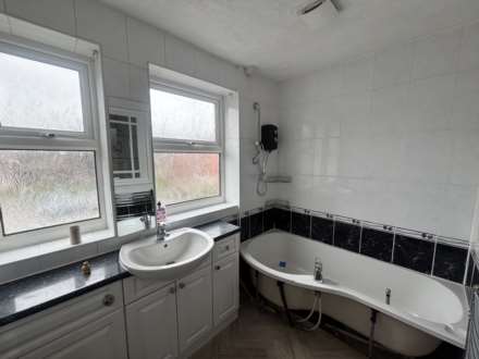 1 Tulpen Square, Chadderton, Image 17