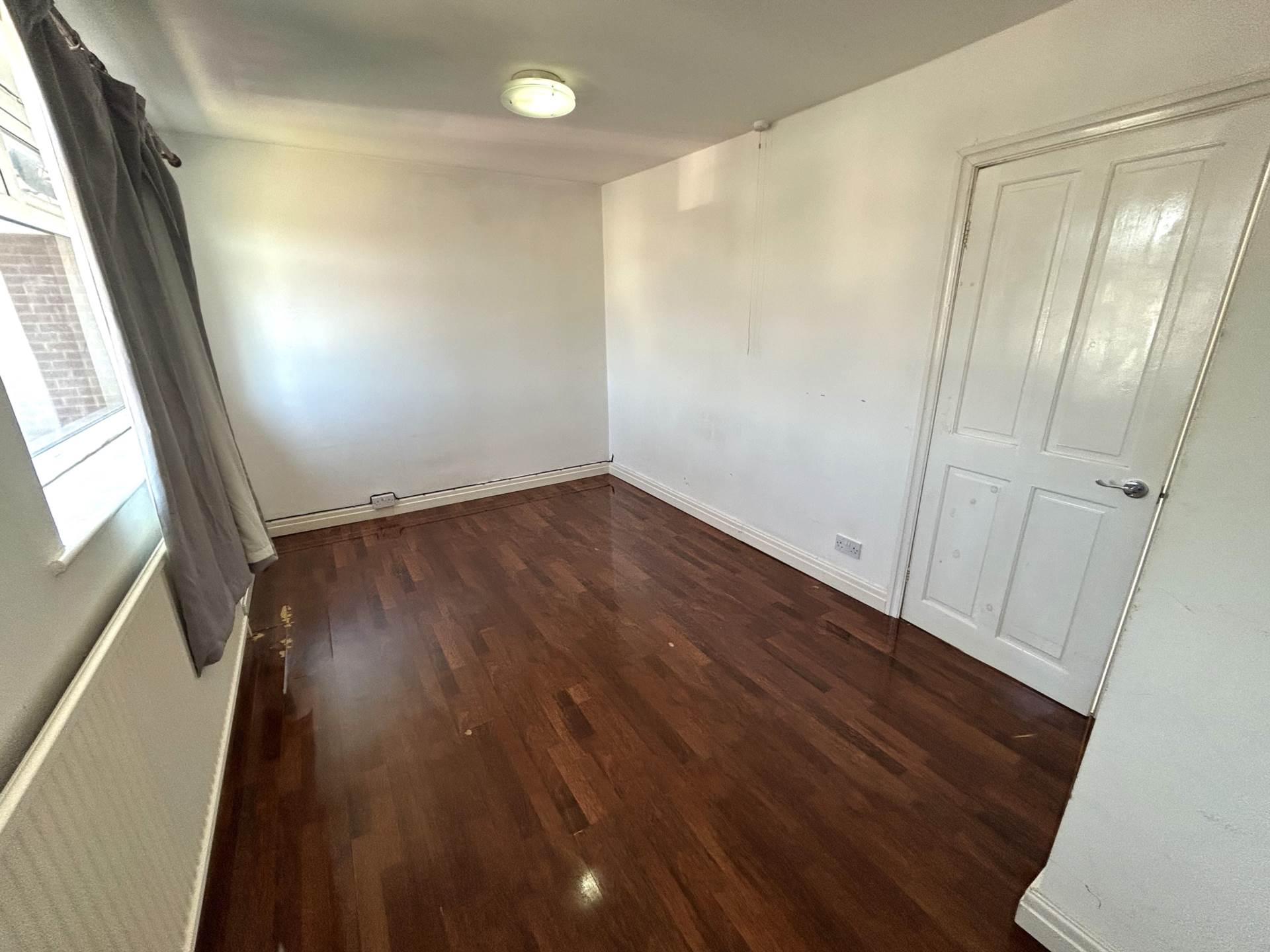 7 Fourth Avenue, Oldham, OL9 8PG, Image 9