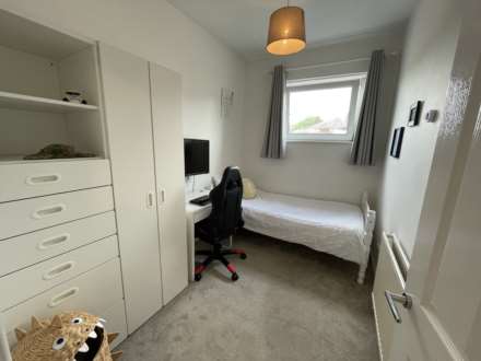 1088 Middleton Road, Oldham, OL9 9RN, Image 12