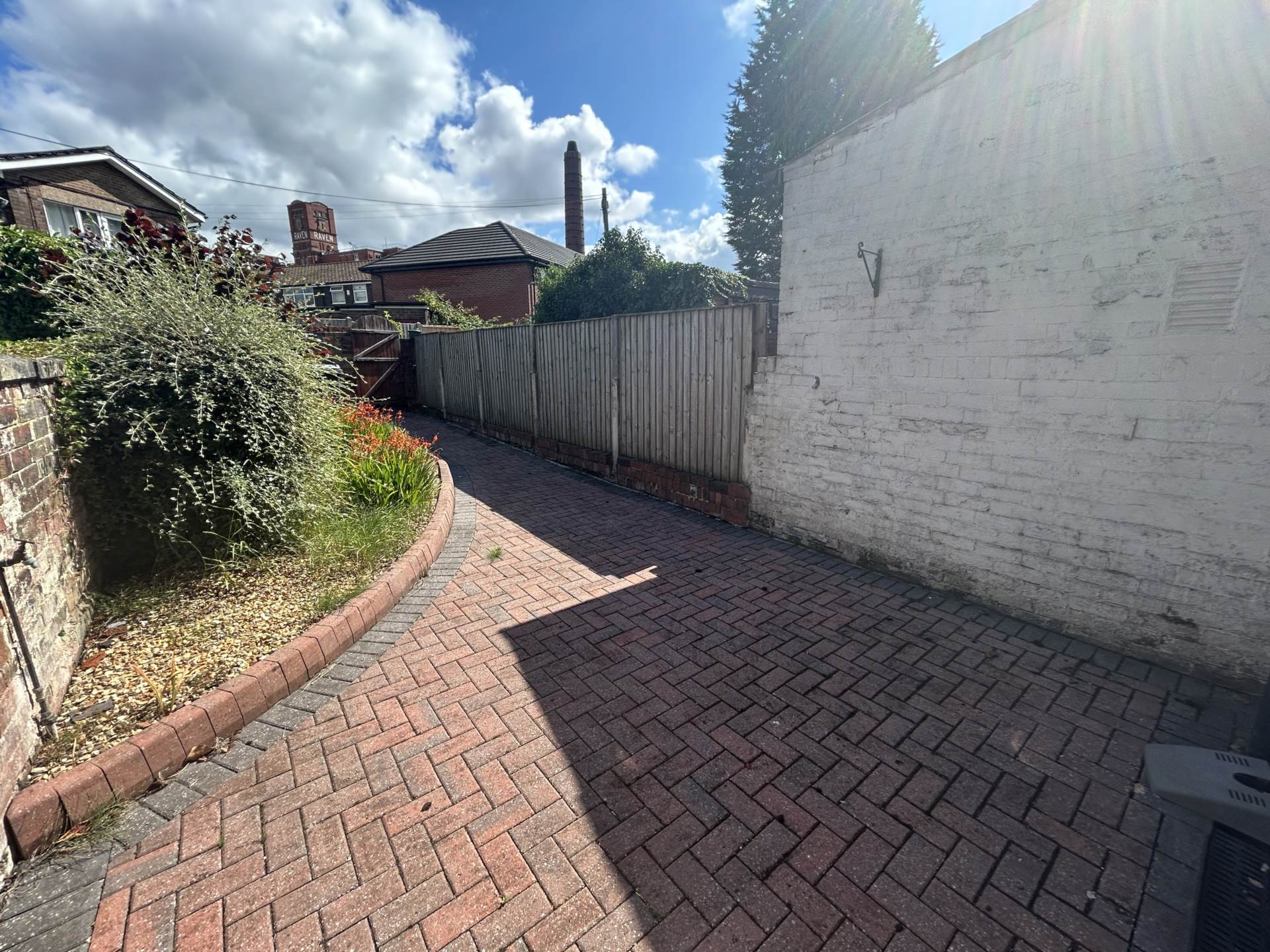 Eaves Lane, Chadderton, Image 14