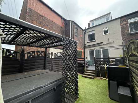 Middleton Road, Oldham, Image 18