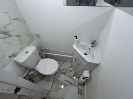 Middleton Road, Oldham, Image 9