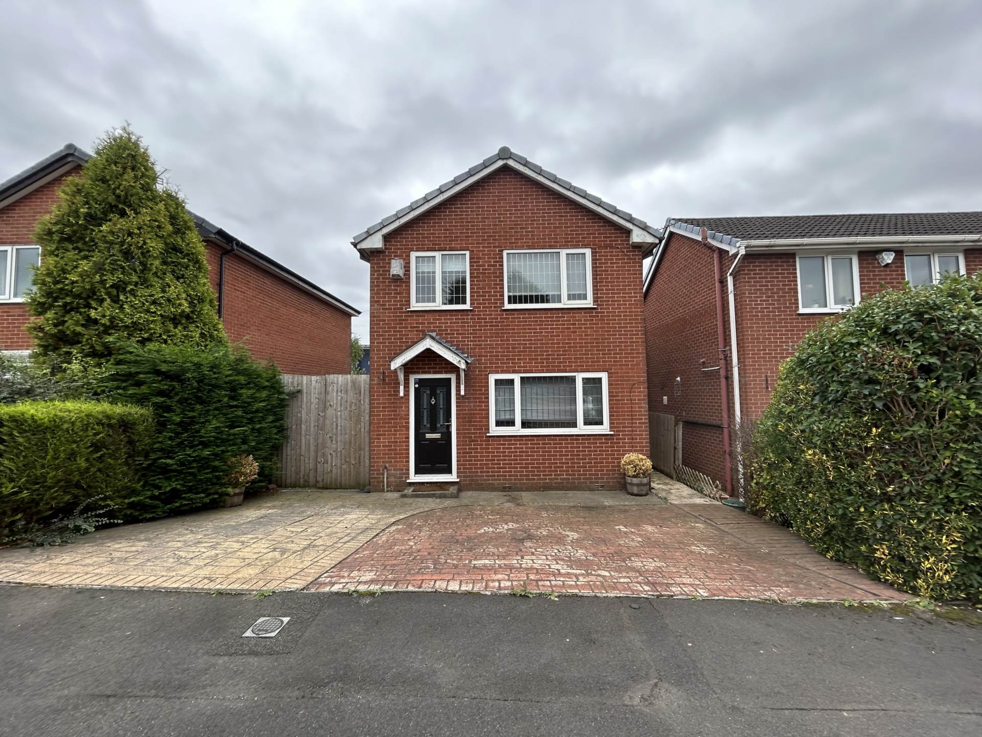 Downham Close, Oldham, Image 1