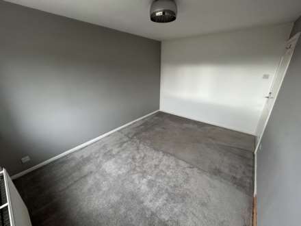 Downham Close, Oldham, Image 13