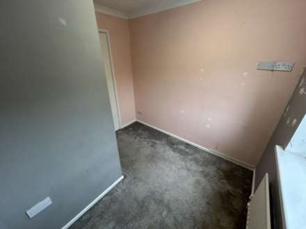 Downham Close, Oldham, Image 17