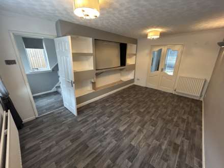 Downham Close, Oldham, Image 5