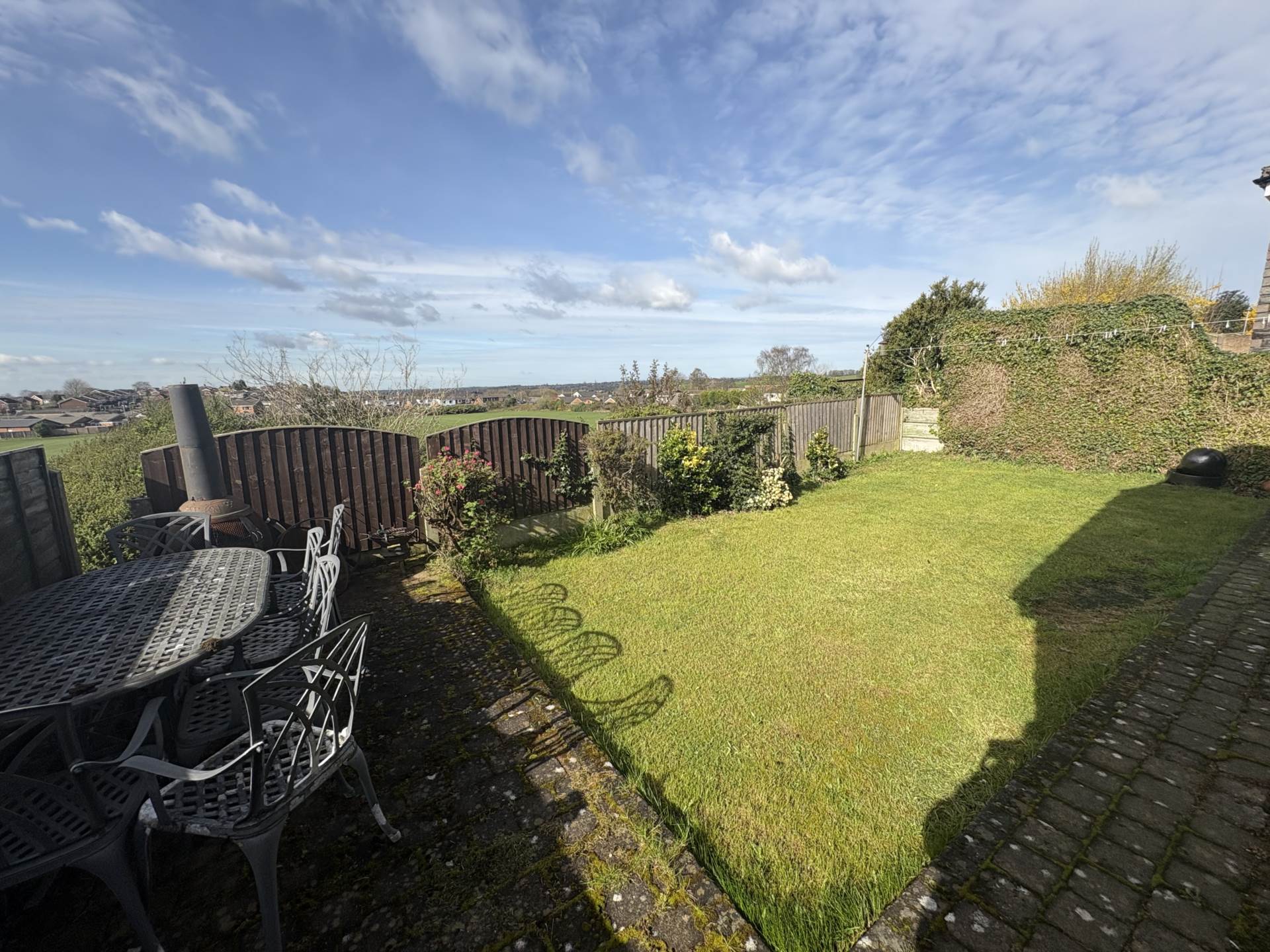 Norwich Avenue, Chadderton, Oldham, Image 24