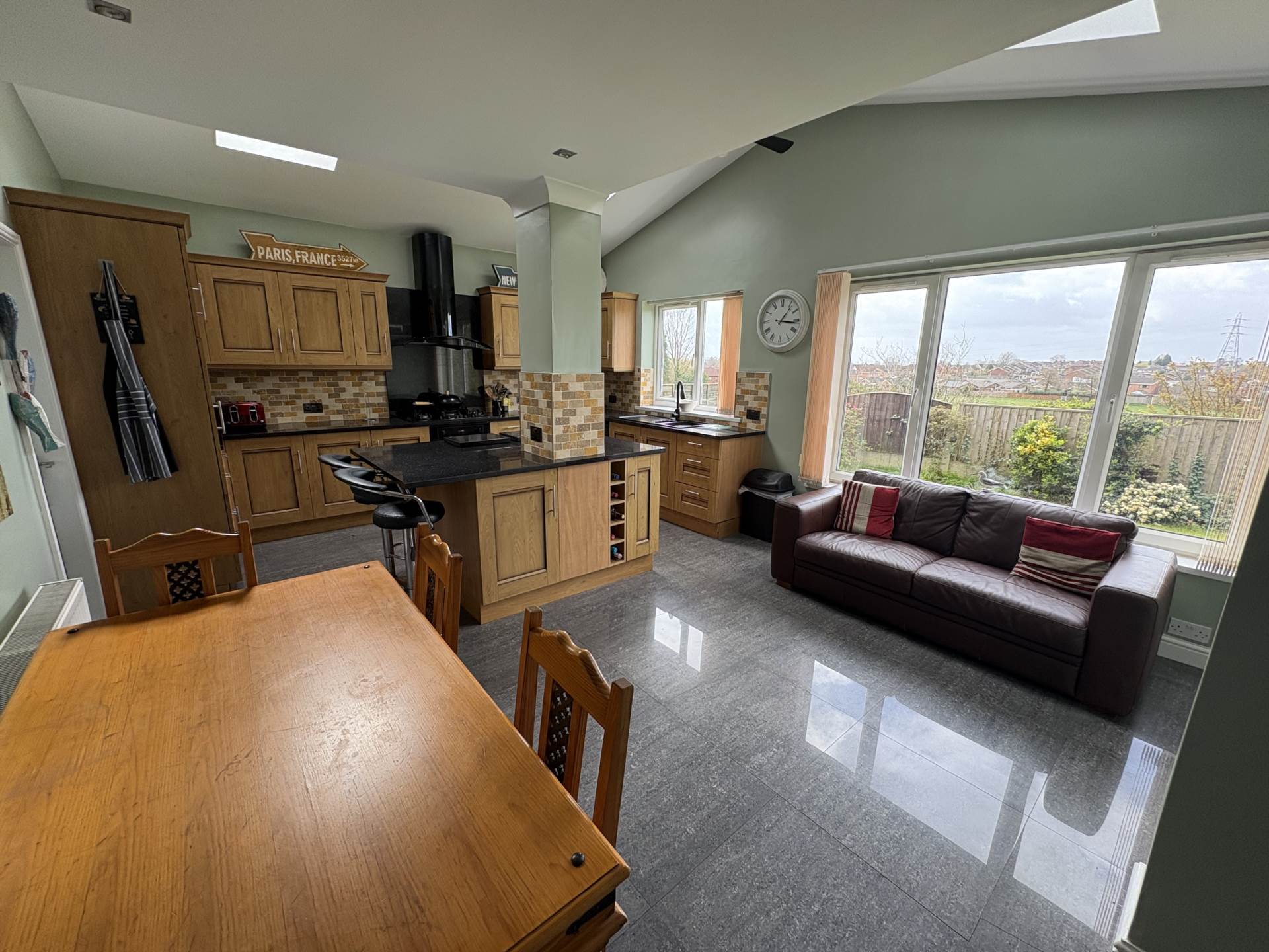 Norwich Avenue, Chadderton, Oldham, Image 8