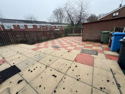 Denton Lane, Chadderton, Image 2