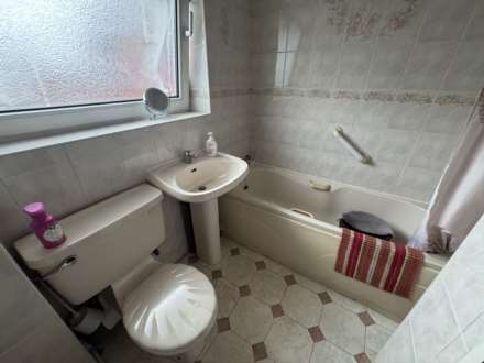 Denton Lane, Chadderton, Image 23