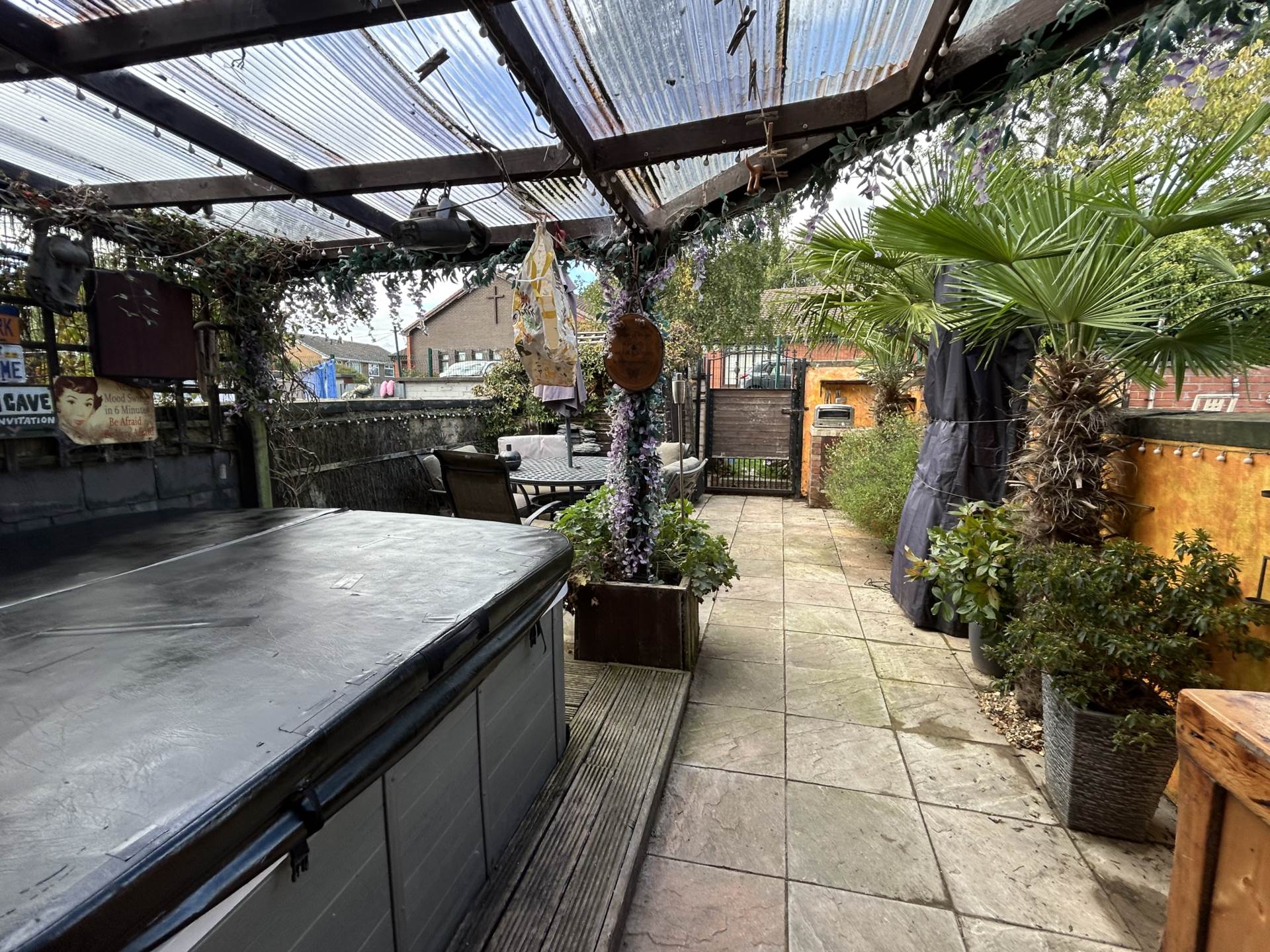 Denton Lane, Chadderton, Image 15