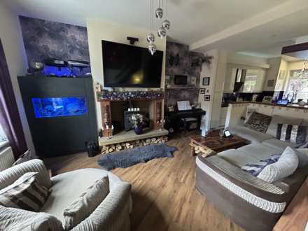 Denton Lane, Chadderton, Image 2