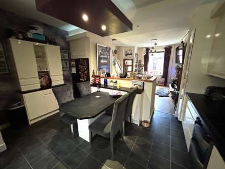 Denton Lane, Chadderton, Image 3