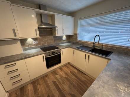 44 Ravenwood, Chadderton, Oldham, OL9 9UE, Image 6