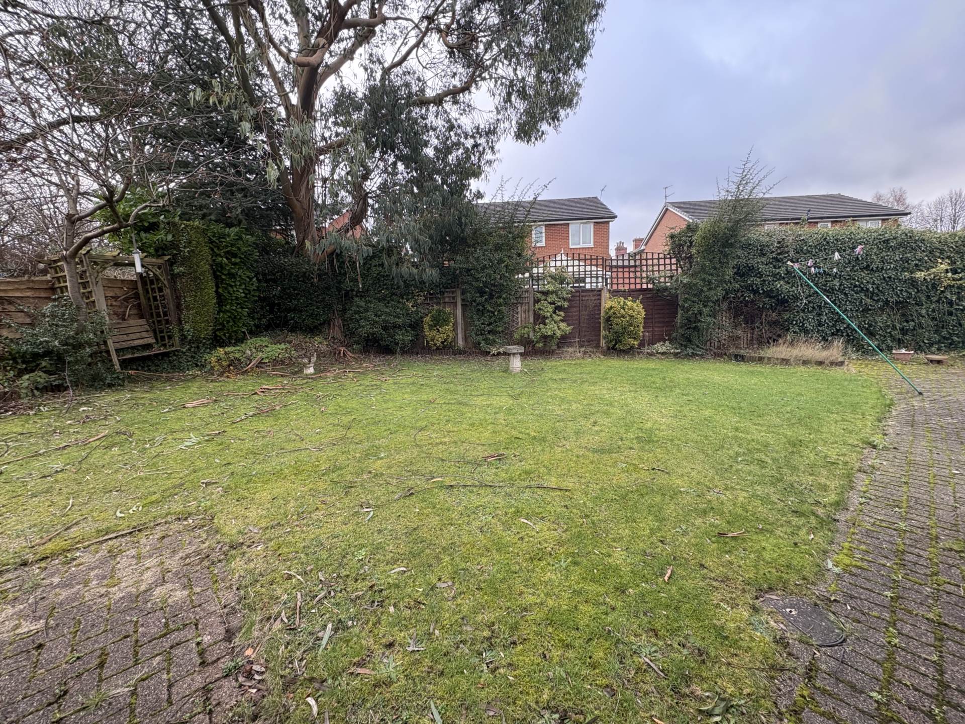 Newbank Chase, Oldham, Image 32