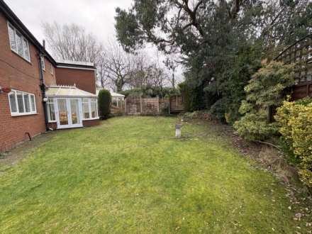 Newbank Chase, Oldham, Image 2