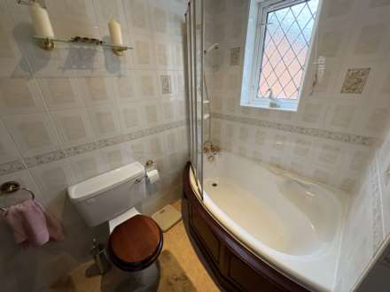 Newbank Chase, Oldham, Image 26