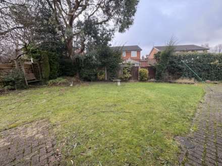 Newbank Chase, Oldham, Image 32