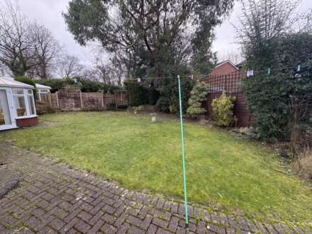 Newbank Chase, Oldham, Image 33