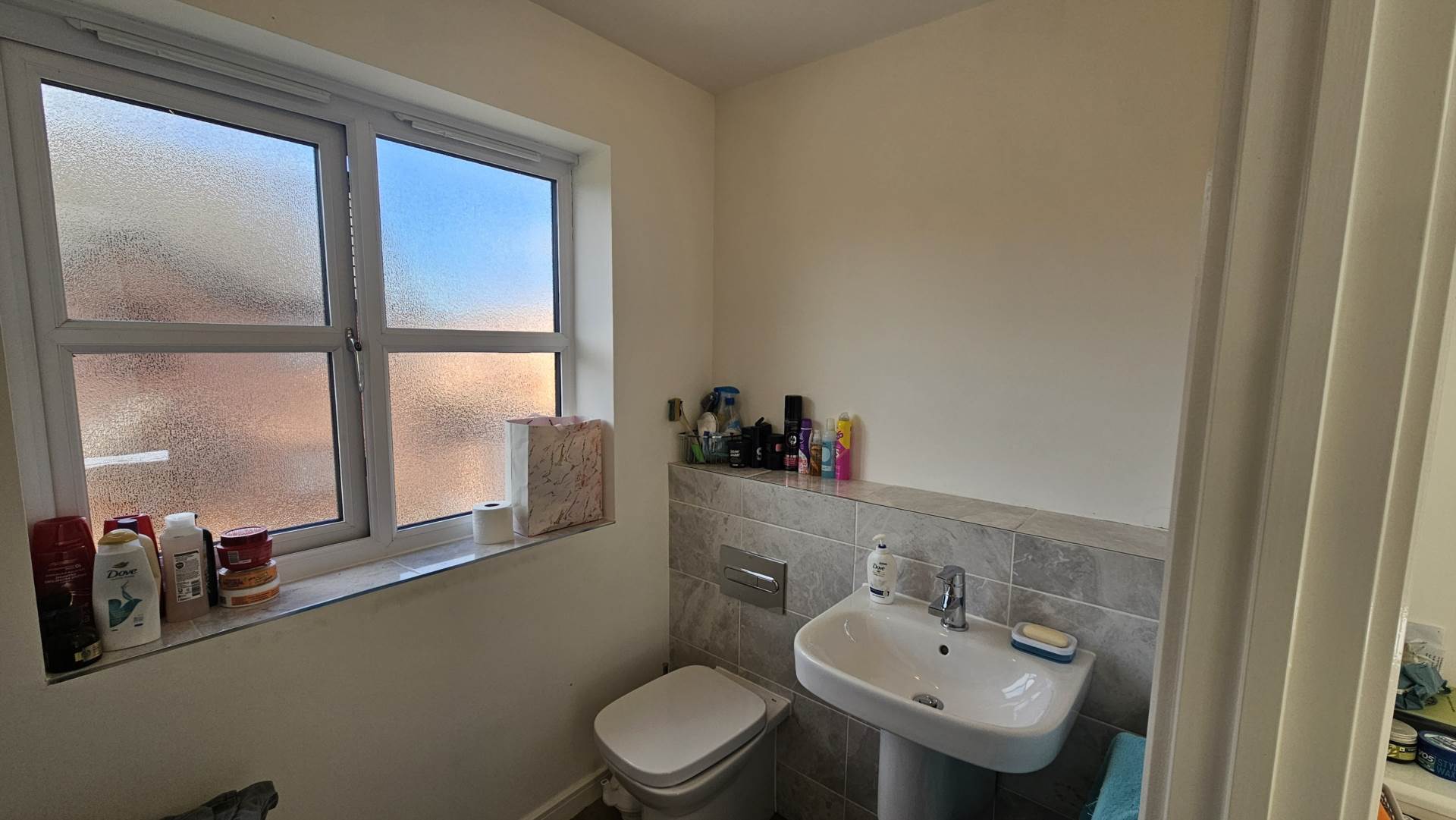 Garden Cresent, Manchester, Image 12