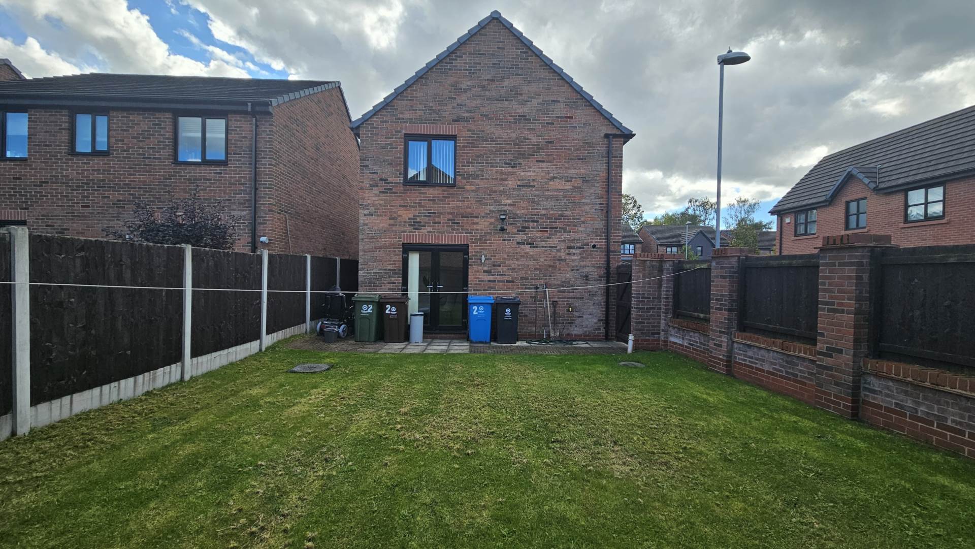 Garden Cresent, Manchester, Image 19