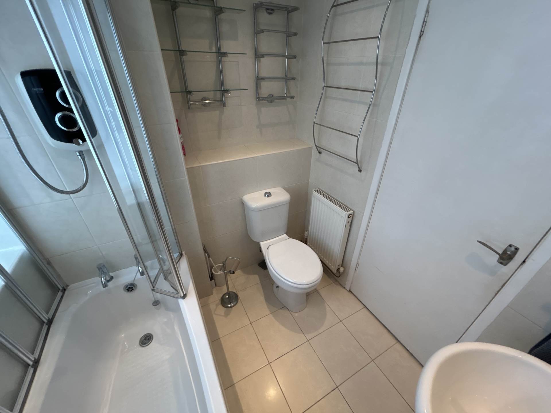 32 Kensington Avenue, Oldham, OL9 0NL, Image 21