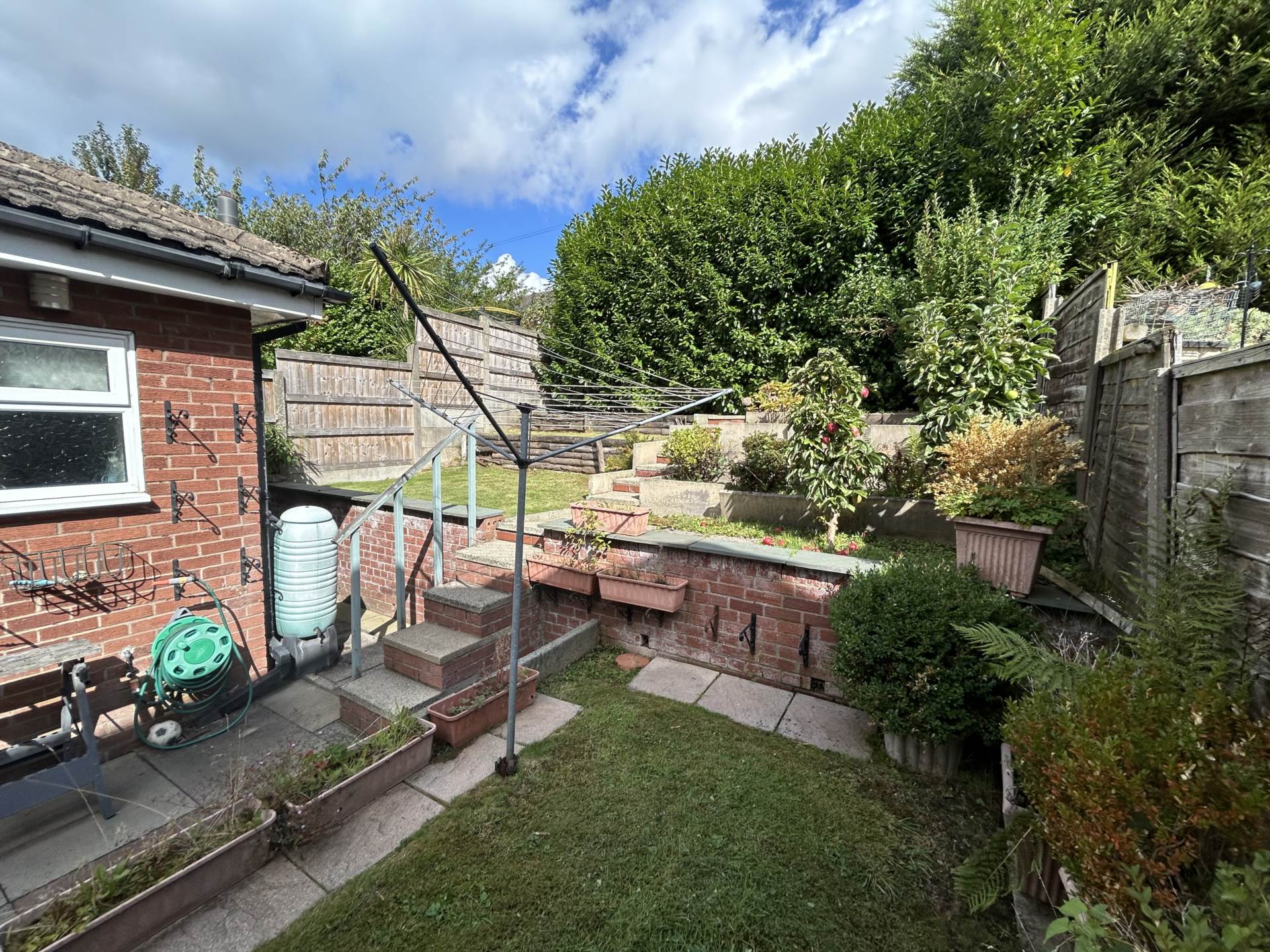 32 Kensington Avenue, Oldham, OL9 0NL, Image 25