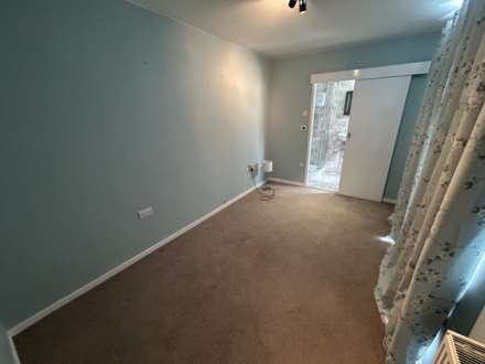 32 Kensington Avenue, Oldham, OL9 0NL, Image 10